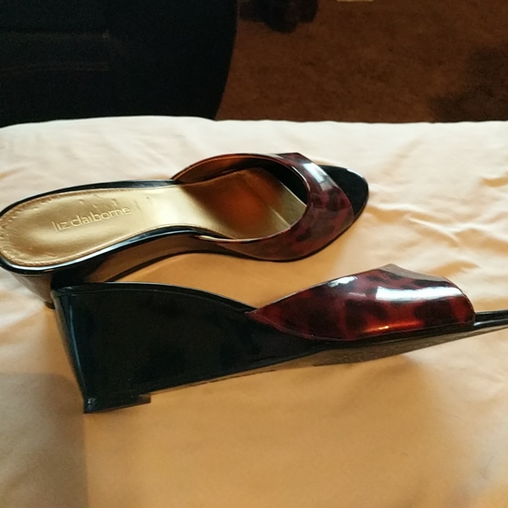 Liz Clairborne- lantana animal print